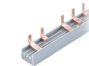 İki Fazlı Erkek İzoleli Baralar: Güvenli ve Verimli Elektrik Dağıtımı